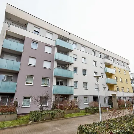 Osiedle Zwyciestwa Standard Apartment *